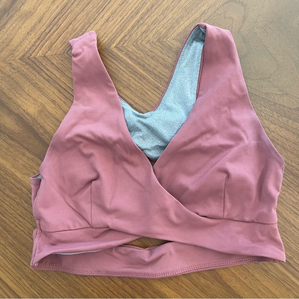 Born Primitive Size S Sports Bra Light Pink